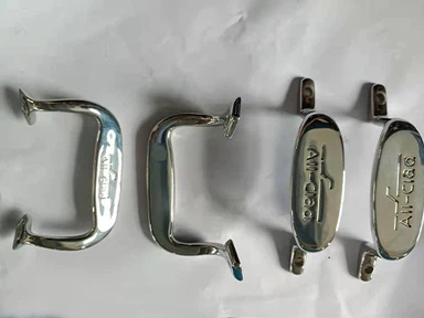 Mirror Finish on Stainless Steel Pot Ears Mirror Finish on Stainless Steel Pot Ears